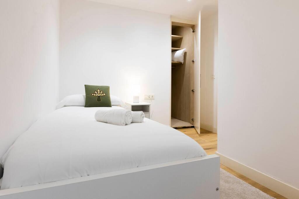 Appartamento Sorgin-Etxe. Basquenjoy Hondarribia Esterno foto